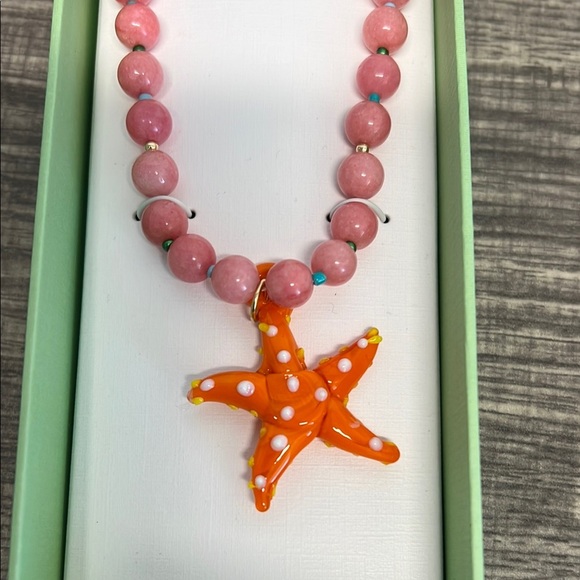 🌊⚓️ Piper K Starfish Necklace 🪸 - Picture 2 of 6